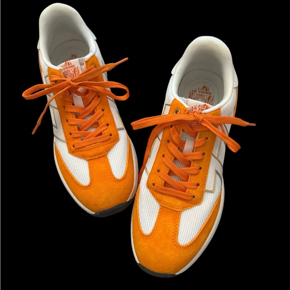 LeTigre Sneakers Orange and White